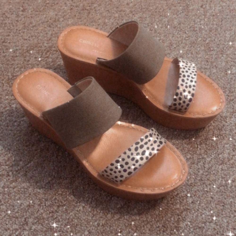 Chinese Laundry wedges